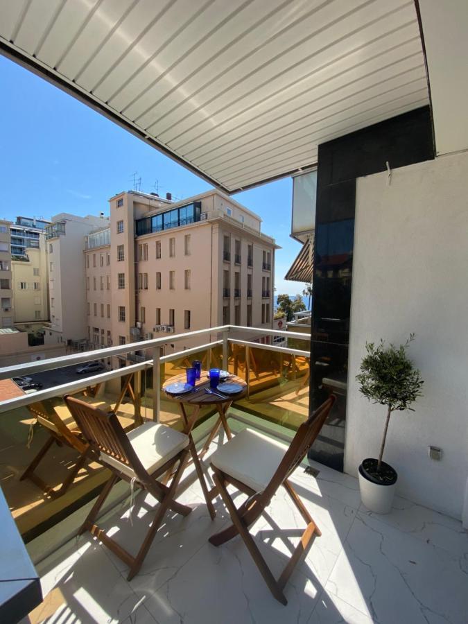 Le Royal, Spacious Seaside Apartment Rooftop And Pool นีซ ภายนอก รูปภาพ